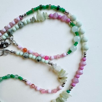 Beaded necklace and bracelet set