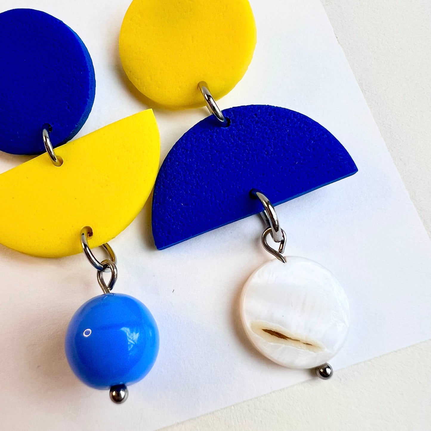 Dangle earrings FIN