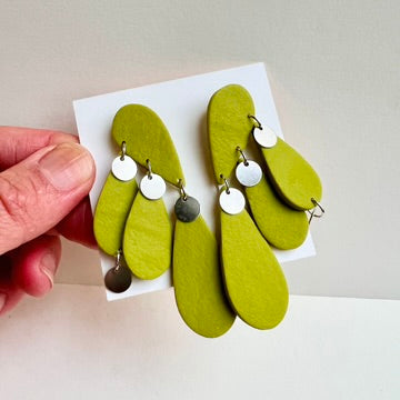 Teardrop chandelier earrings PIA
