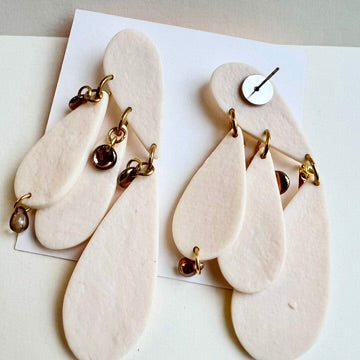Teardrop chandelier earrings PIA