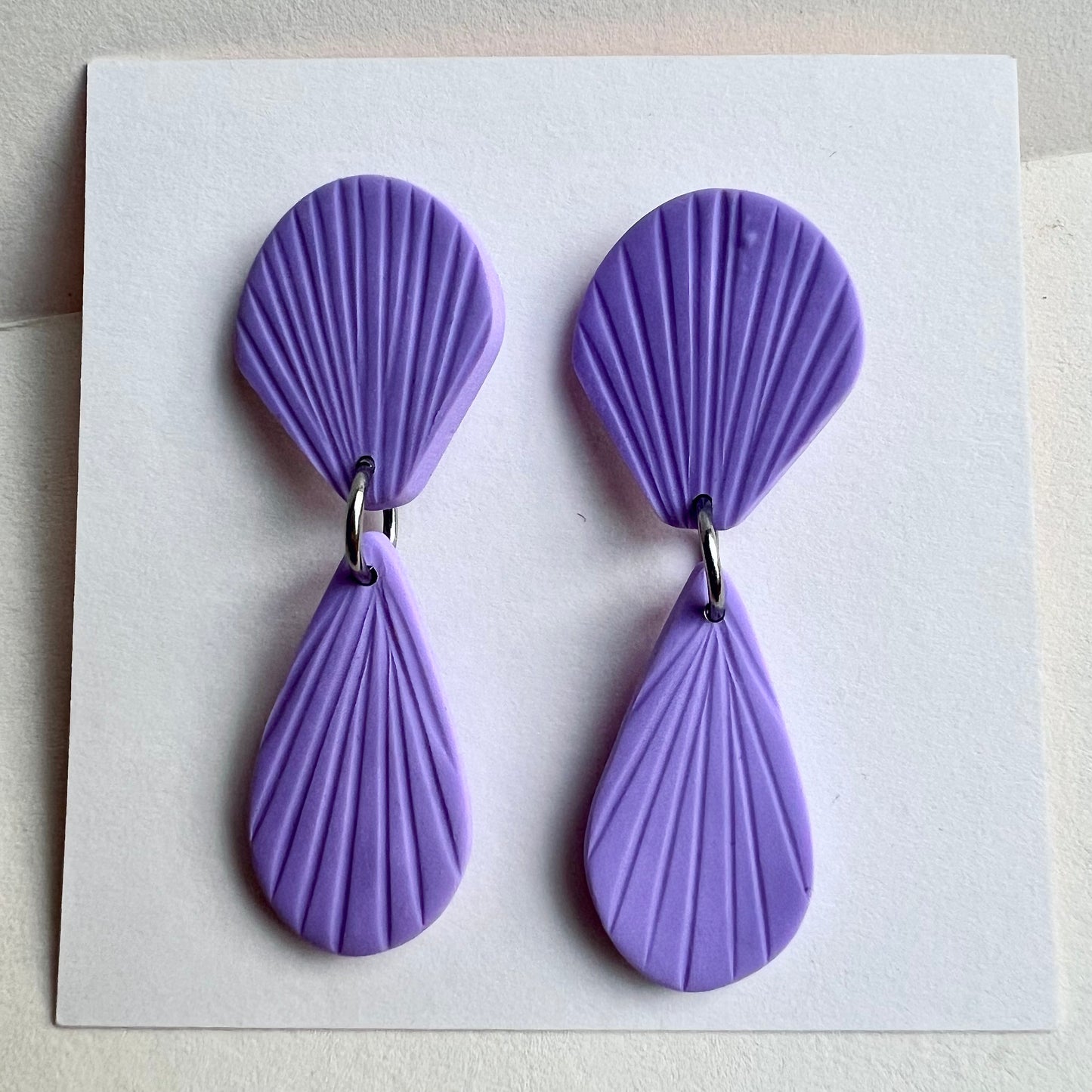 Short dangle earrings DAN