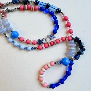Beaded necklace and bracelet set