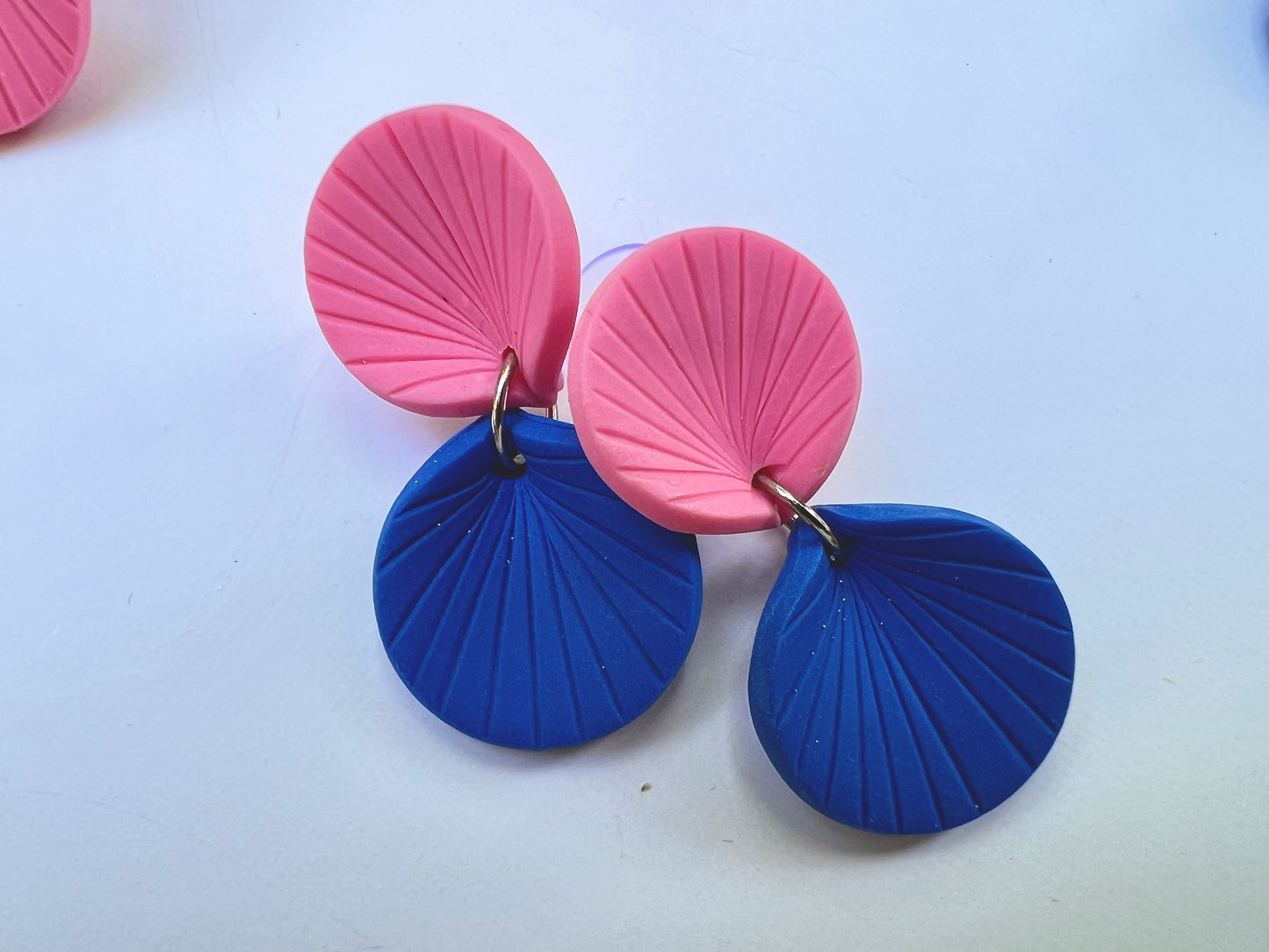 Colour-blocked earrings REI