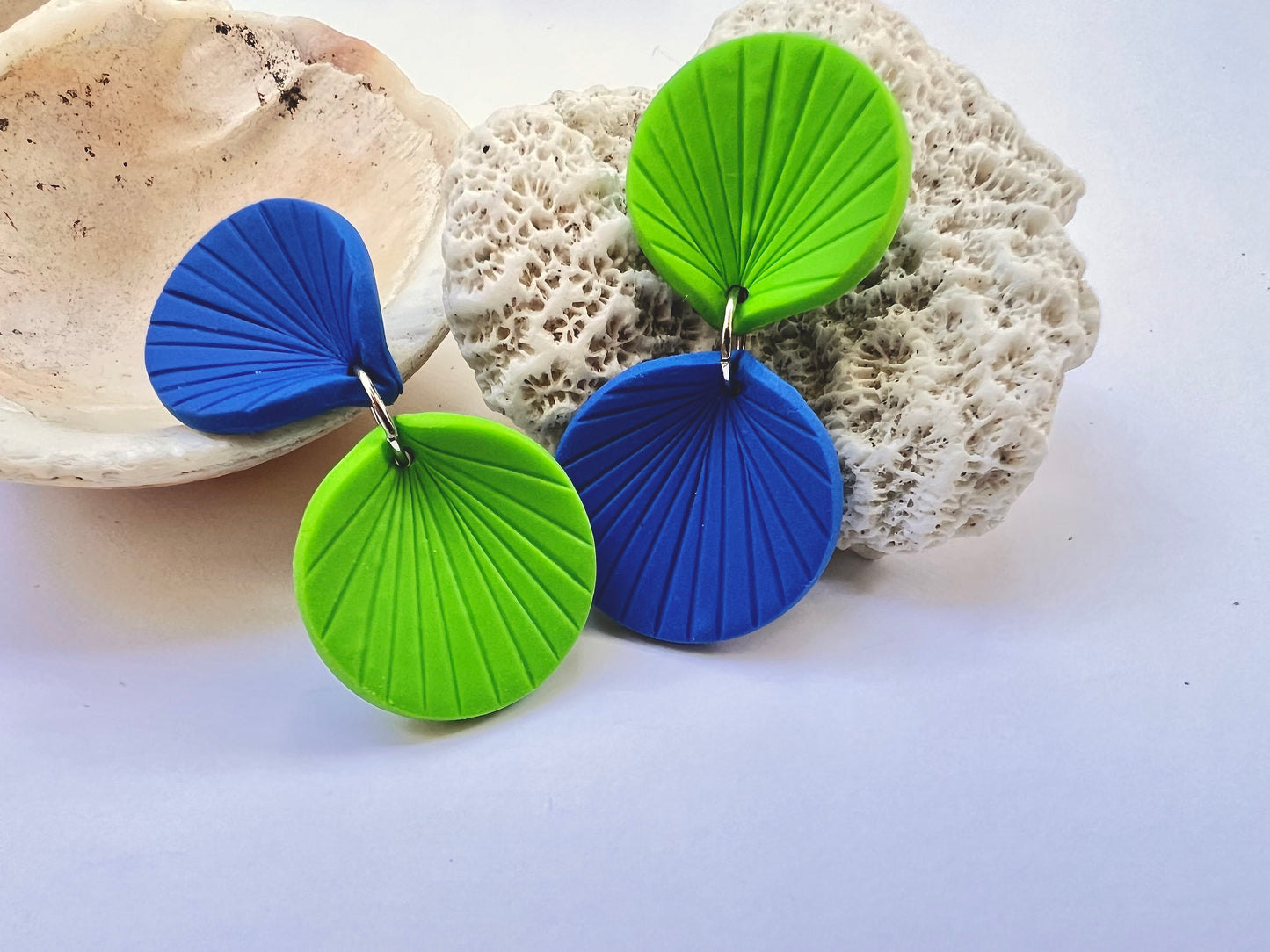 Asymmetrical colour-blocked earrings REI
