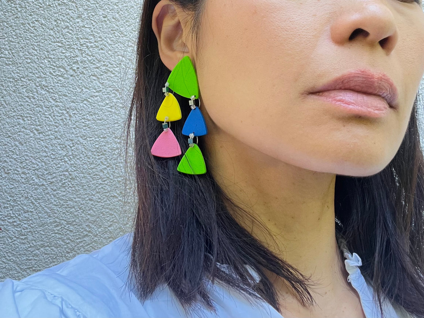 Chandelier triangle earrings TRIX