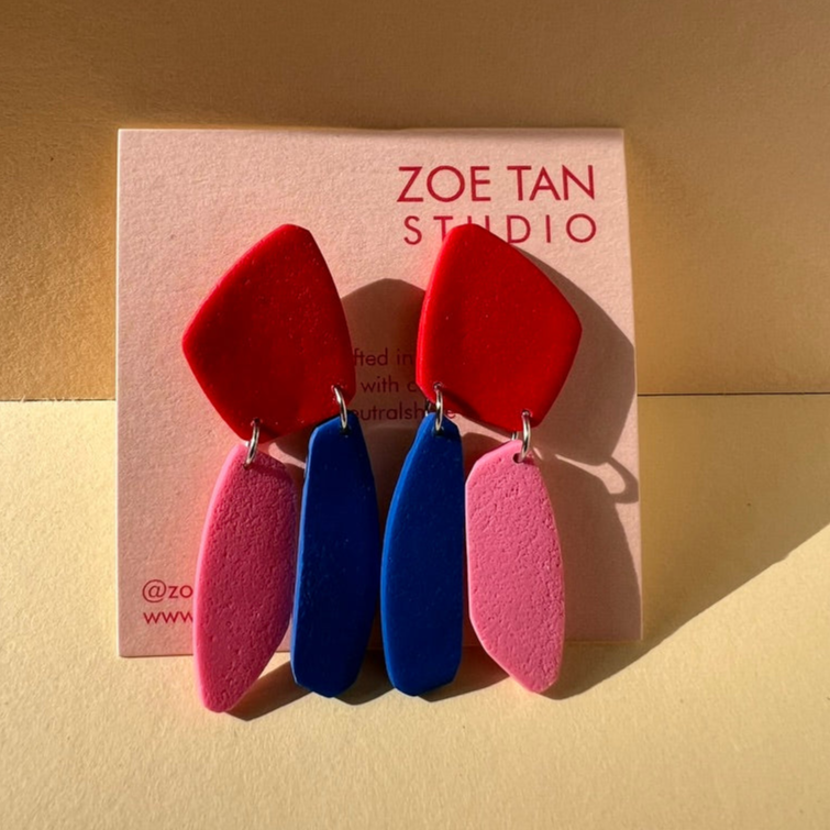 Colour-blocked short dangles VIA