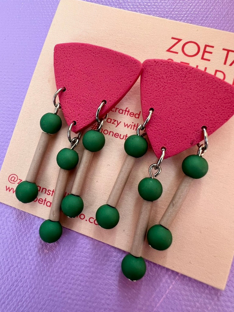 Colour-blocked dangles MOLLY