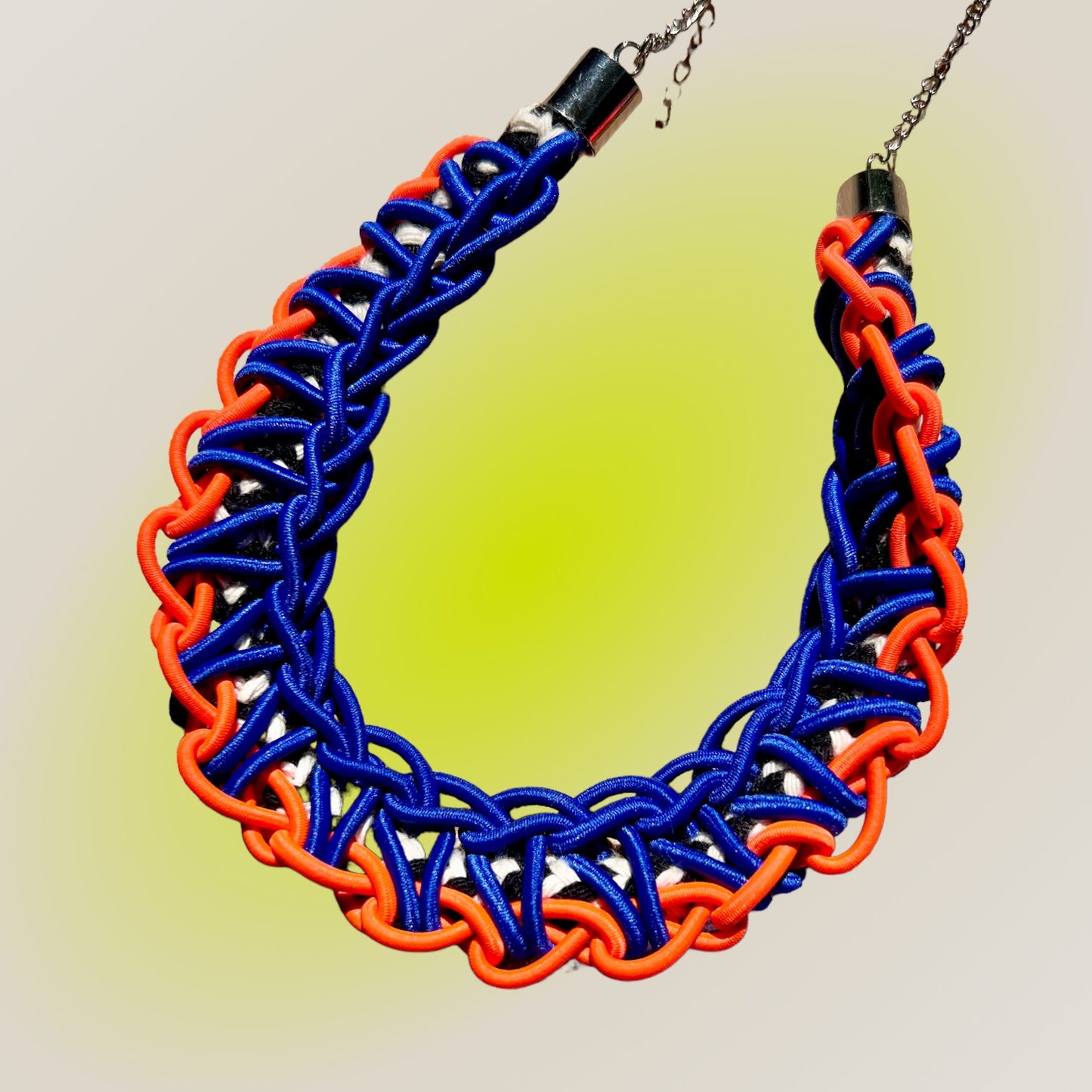 Crochet bib necklace FAY