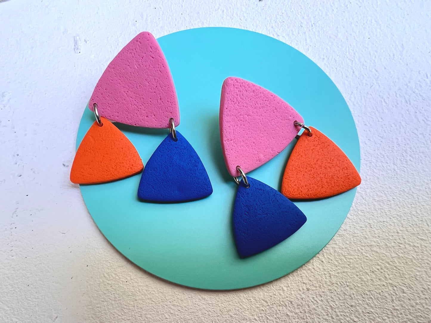 Small triangle dangle earrings TED