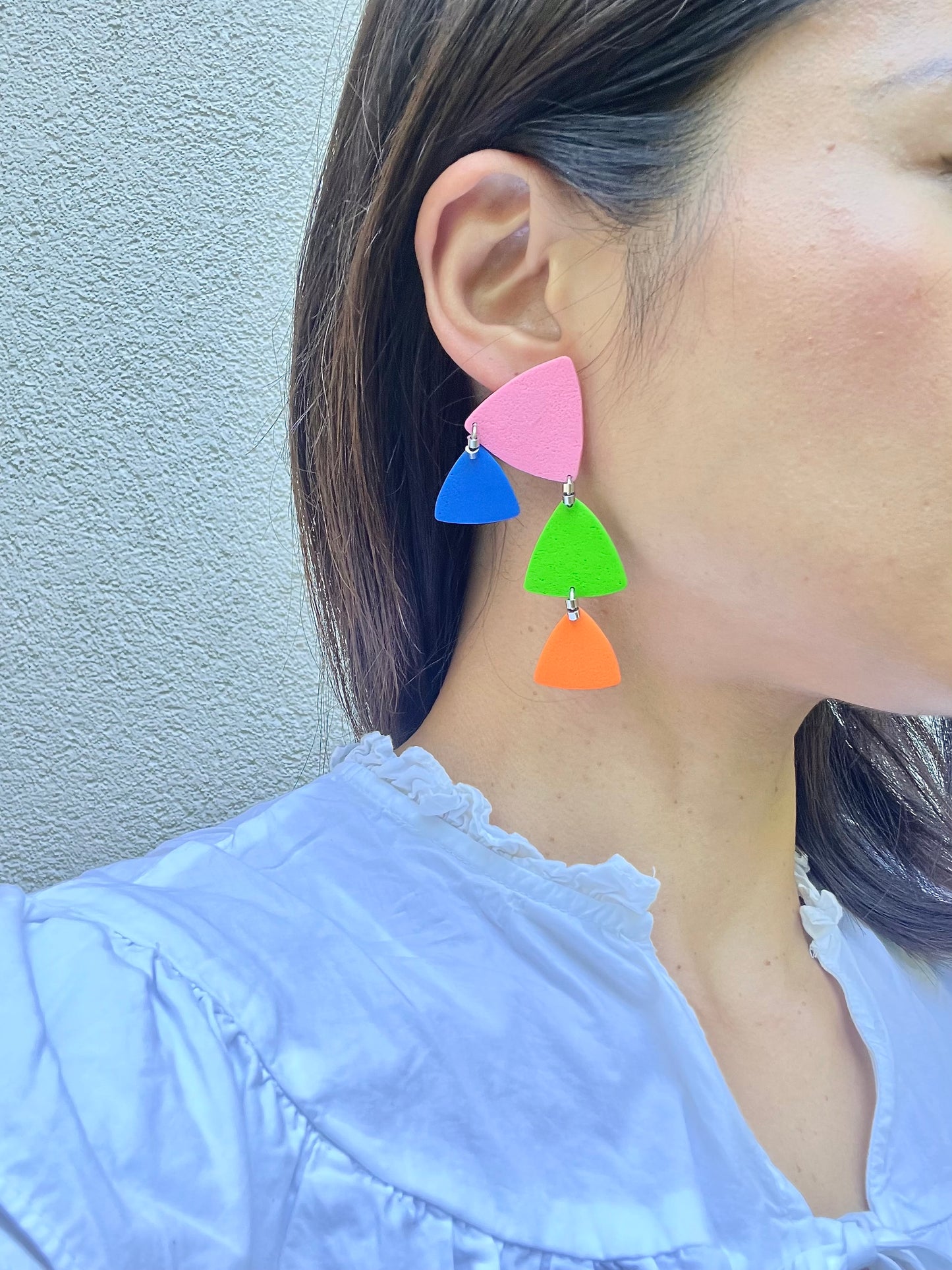 Chandelier triangle earrings TRIX