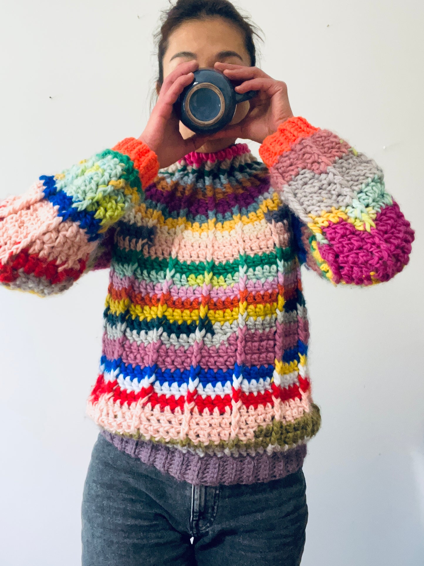 DIY crochet pattern: Ursula scrap yarn Pullover